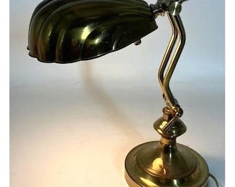 Vintage messing bankiersbureaulamp met gouden geribbelde glazen kap, verstelbare bibliotheeklamp