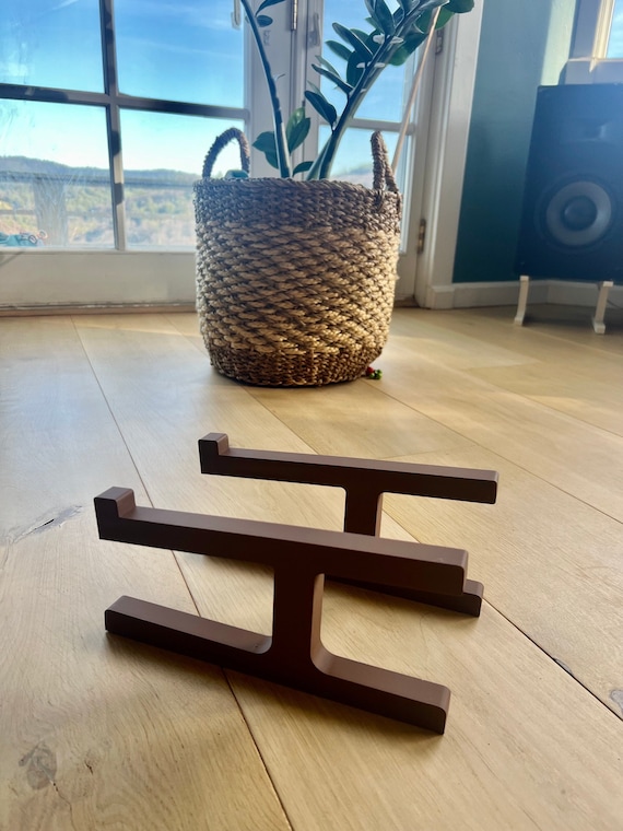 Angled Speaker Stand - Adaptable - Set of 4: - Lightweight and Durable - Premium 3D Printed