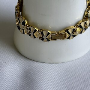 Vintage Gloria Vanderbilt Watch: Black & White Enamel Bow, 7" image 3