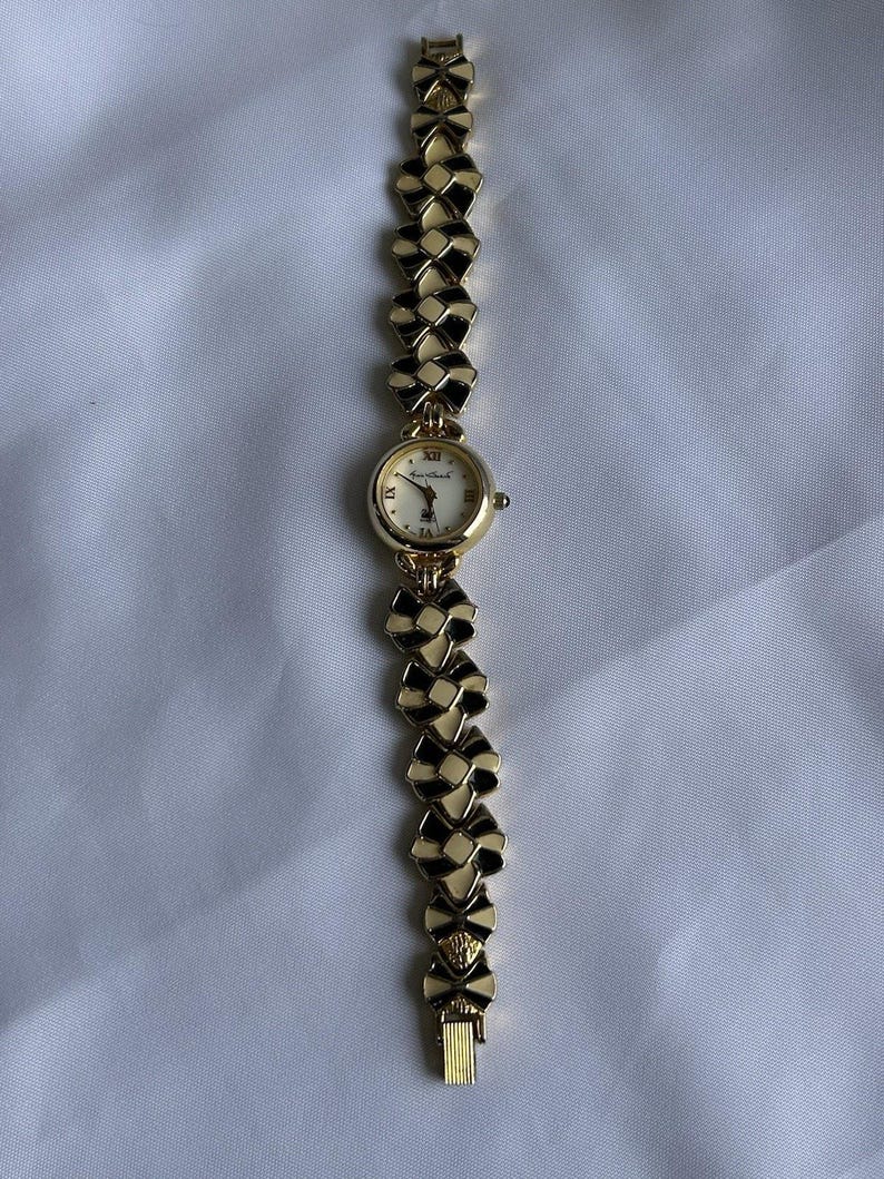 Vintage Gloria Vanderbilt Watch: Black & White Enamel Bow, 7" image 6