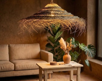 Suspension parasol ajourée en feuille de palmier – Abat-jour bohème naturel tressé à la main – Luminaire artisanal éco-responsable