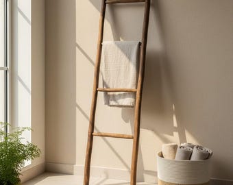 Échelle Décorative en Bois Brut - Porte-Serviettes Bohème