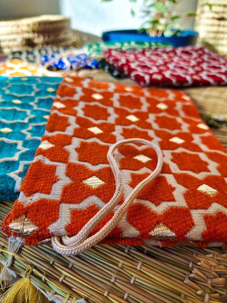 Pochette Zippée Velours Brocard Marocain