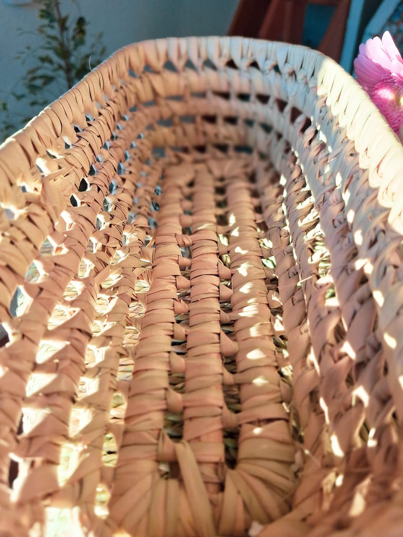 Panier tressé à la main en feuilles de palmier