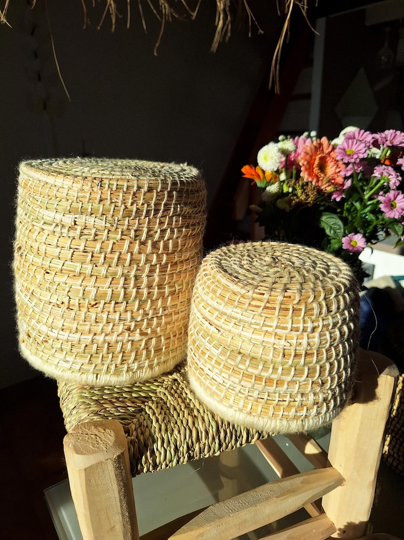 Panier artisanal berbère marocain avec couvercle