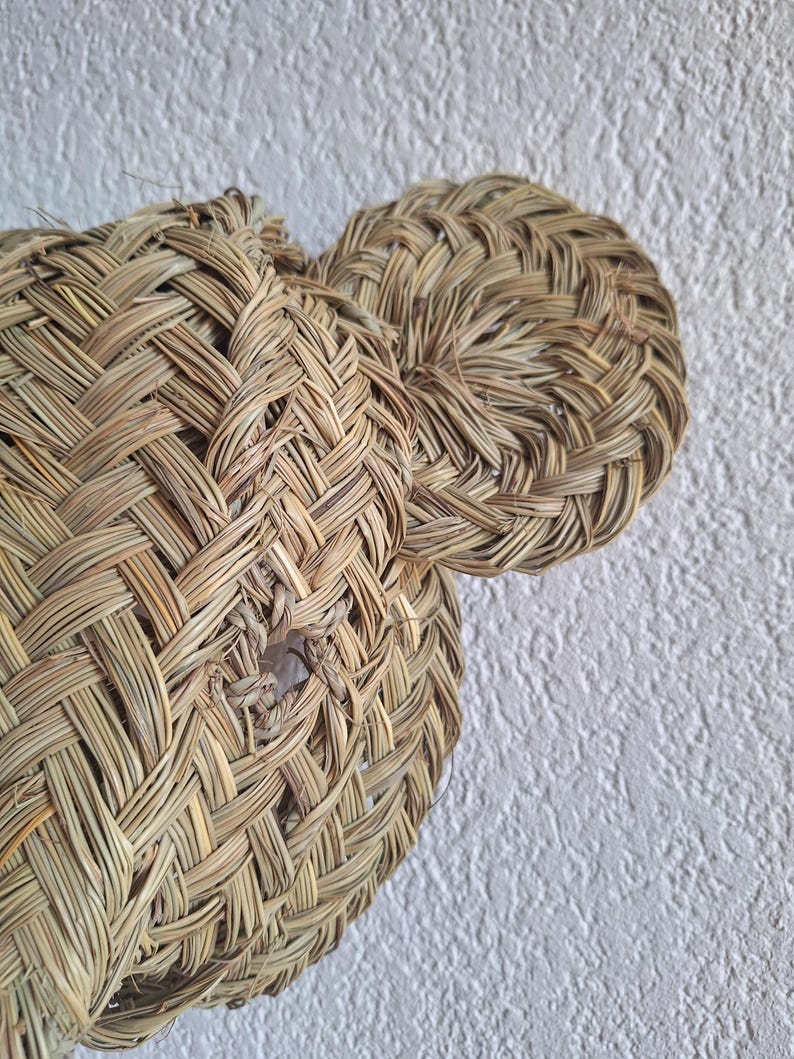 Trophée mural tête d'éléphant en paille tressée