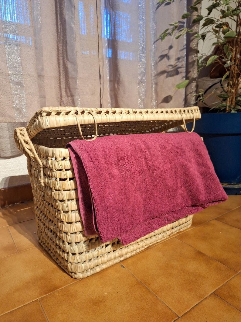 Malle de rangement artisanal en osier
