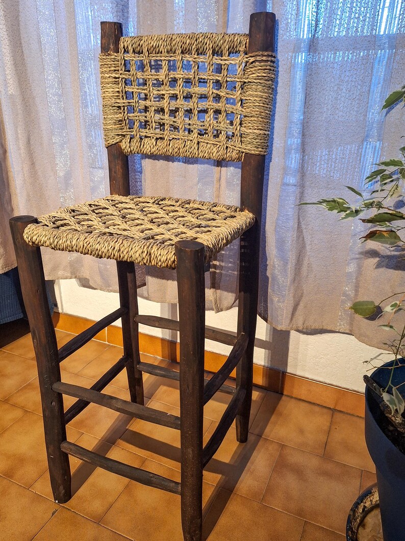 Tabouret de comptoir tressé à la main – Style Méditerranéen et Authentique
