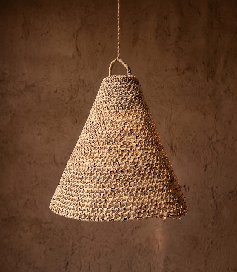 Suspension en Feuilles de Palmier Tressées