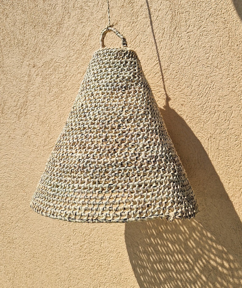 Suspension Conique Feuille de Palmier - Abat-jour Artisanal Naturel - Luminaire Bohème Fait Main