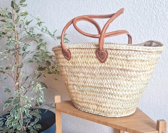 Woven straw tote basket with leather handles – Handmade summer basket – Boho chic Moroccan artisan bag