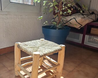 Tabouret Artisanal en Bois et Feuille de Palmier - Fait Main au Maroc - Siège d'Appoint Bohème & Rustique