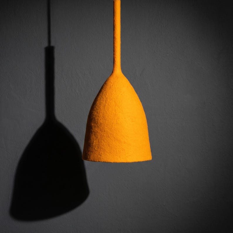 Suspension en Laine Feutrée Orange