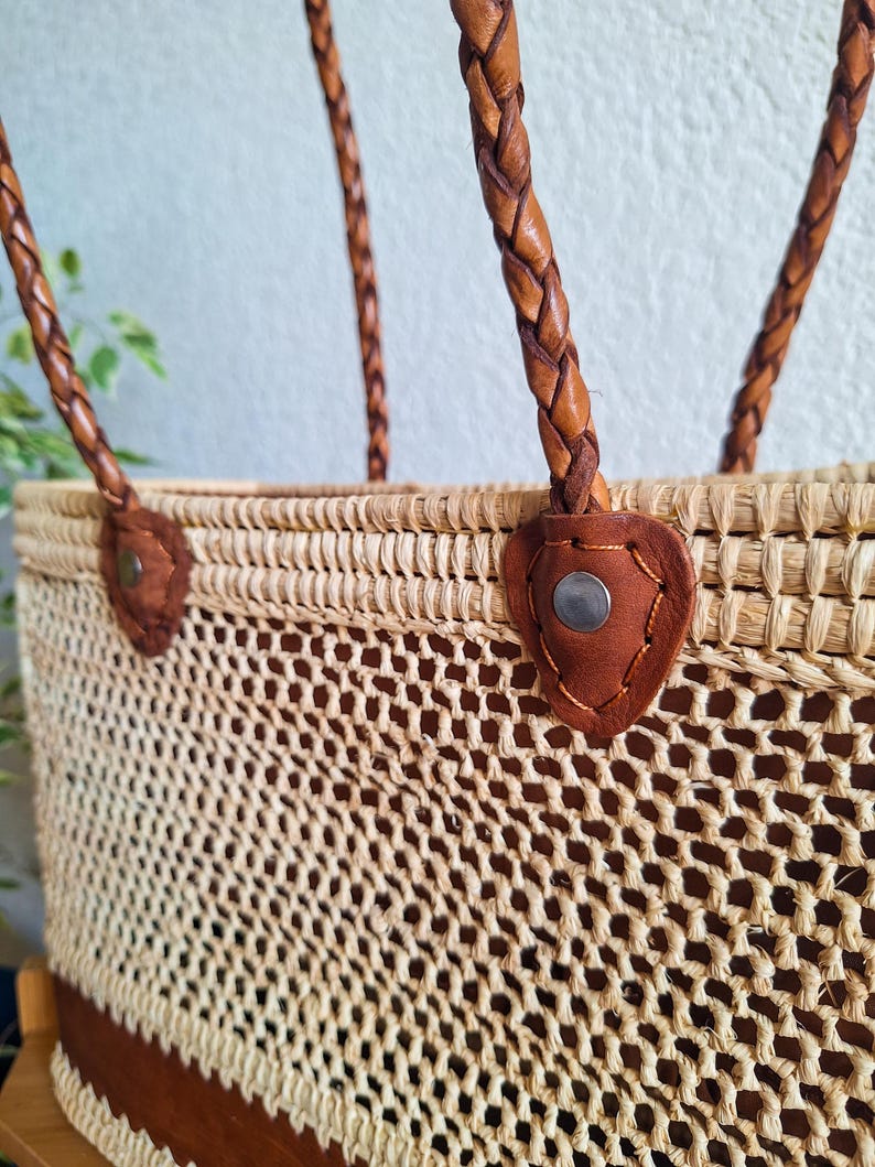 Sac en raphia et cuir fait main