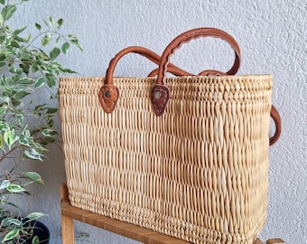Grand panier en jonc et cuir