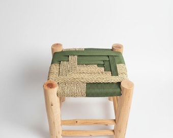 Tabouret marocain artisanal en bois et corde vert