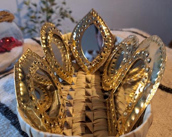 Lot de petits miroirs artisanaux marocains dorés