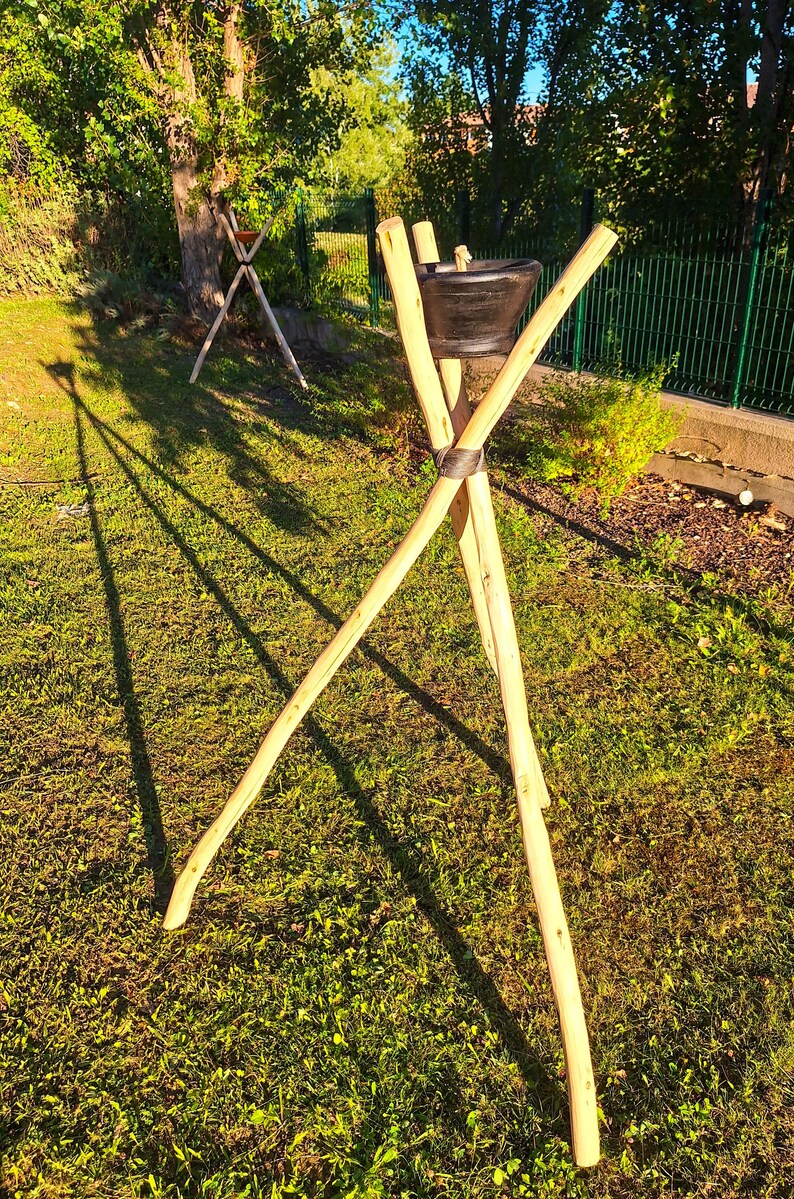 Grand Trépied Bois Brut et Bougie Artisanale - Déco Naturelle & Élégante - Lampadaire Rustique 150cm