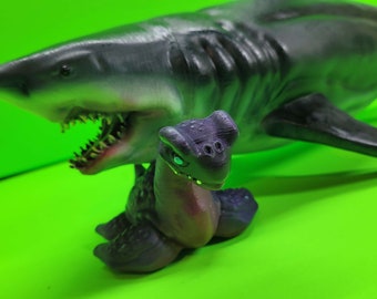 Figura de 8 pulgadas modelo MAKO Shark inspirada en Deep Blue Sea