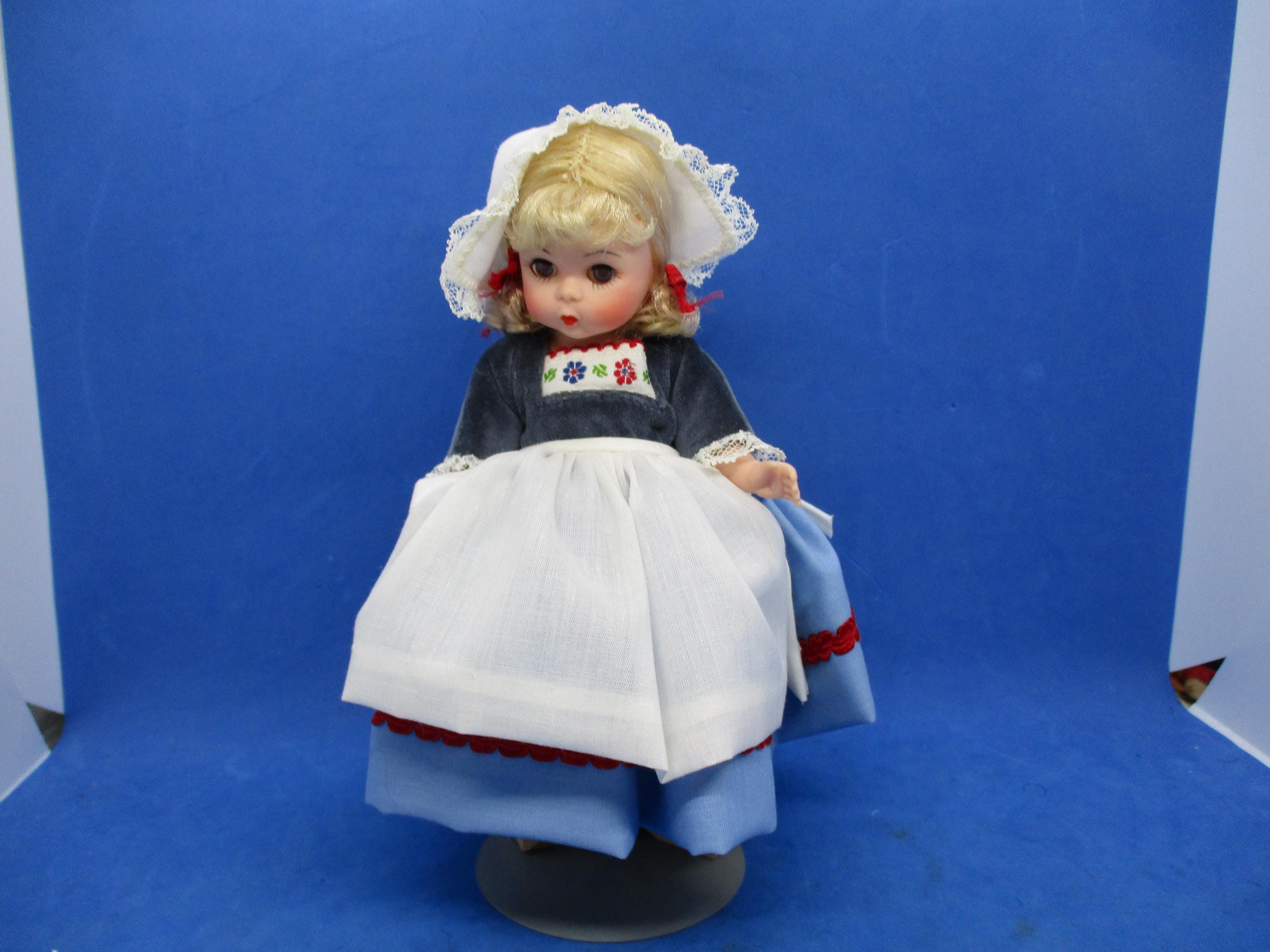 How Much are Madame Alexander Dolls Worth: Ultimate Value Guide