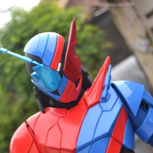 Build Kamen Rider Costume wearable for Cosplay