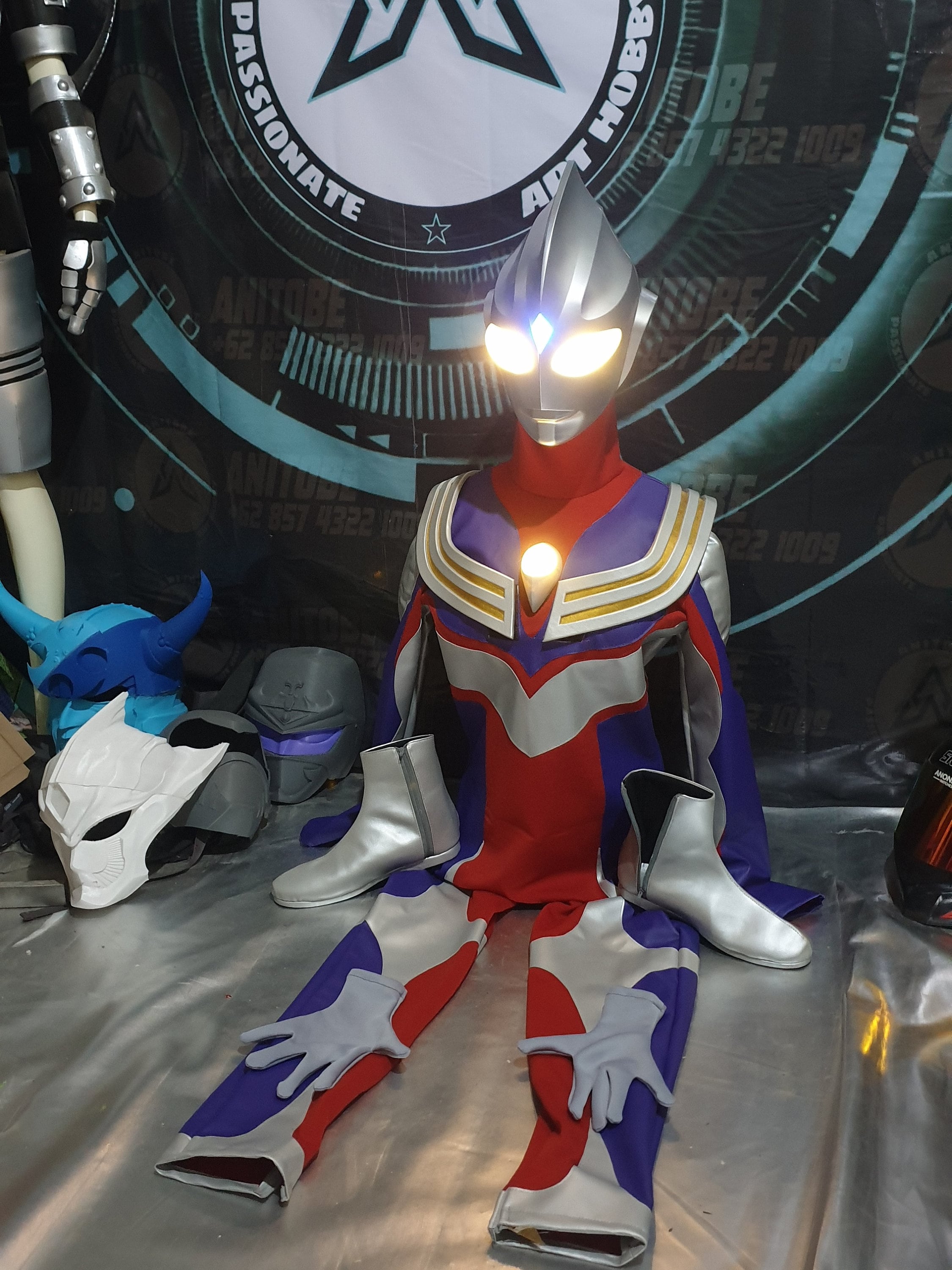 ウルトラマンティガ＆トリガーのコスプレ用コスチューム - Etsy 日本
