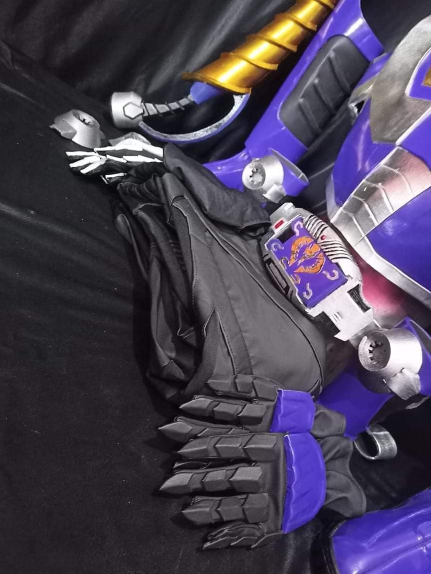 仮面ライダー龍騎 リュウガ コスプレ コスチューム 道具 仮面ライダー龍騎 リュウガ コスプレ コスチューム 道具 Amazon.co.jp
