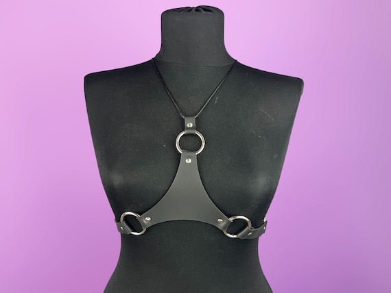 Triple O-Ring Leather Harness – Adjustable Body Harness, Gothic Festival Cosplay Fashion, Alternative Outfit Accessory