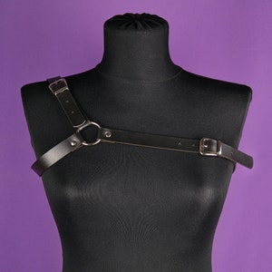 Asymmetric Leather Chest Harness: Unisex Punk Shoulder Accessory