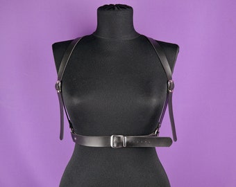 Black Leather Body Harness: Adjustable Women's Belt