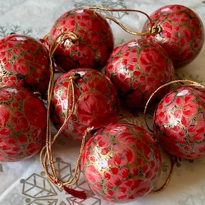 Handmade 1.5 inch Ball Christmas Ornaments Decor Bauble Handmade and hand painted papier-mâché ornaments paper mache