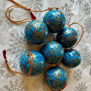 Handmade 1.5 inch Ball Christmas Ornaments Decor Bauble Handmade and hand painted papier-mâché ornaments paper mache