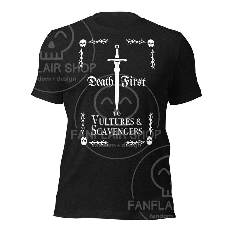 The Locked Tomb // Gideon the Ninth -- Death First to Vultures & Scavengers -- Unisex T-Shirt Bild 1