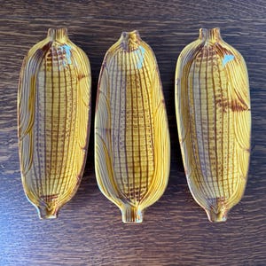 Vintage 1970s California Pottery Ceramic Corn Dishes – Set of 3 Corn Cob Servers, Calif USA
