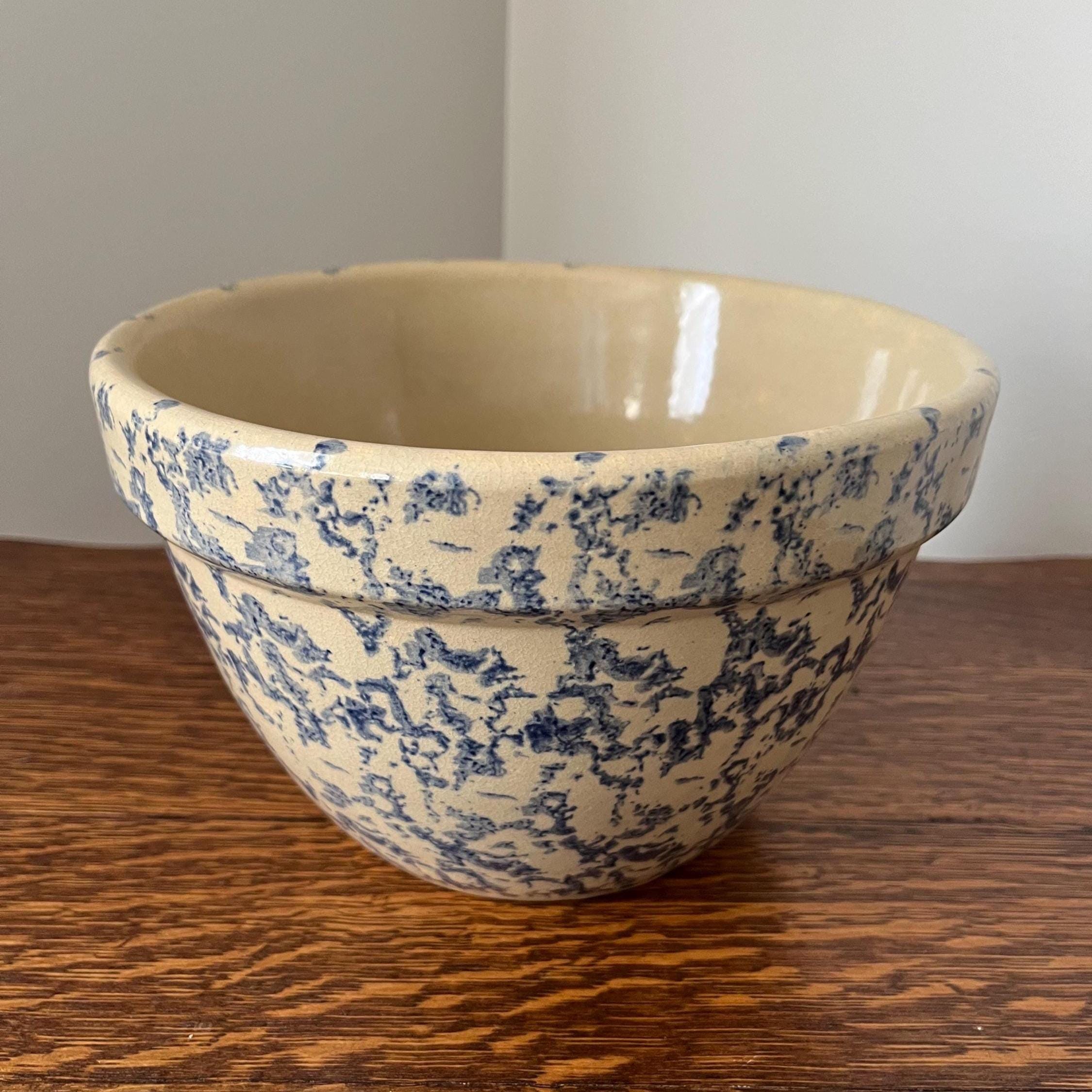 Vintage Robinson Ransbottom Mixing Bowl – Blue Spongeware