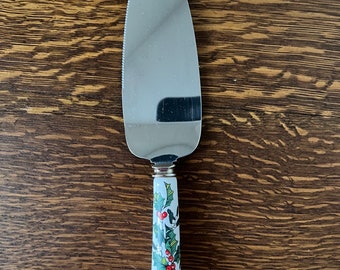 Vintage Holly Cake Slice Server/Knife - Vintage Holiday Serving Piece