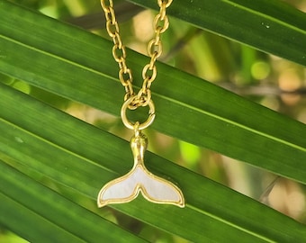 Natural Sea Shell Gold  Plated Whale Tail Pendant Necklace