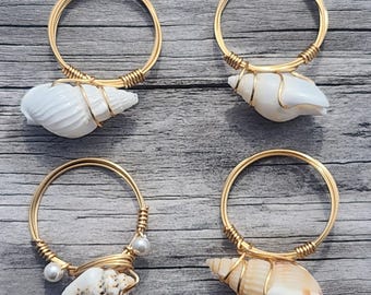 Set of 4 - 18k Gold  Natural Sea Shell Rings - Size 7 1/2 - Non Tarnish