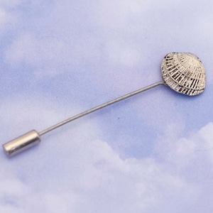 Vintage Art nouveau Silver toned Shell Stick Pin - S19