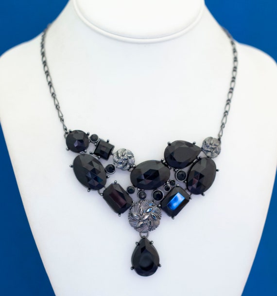 Avon Vintage Black Jewels Necklace, 18 Inches - S… - image 2