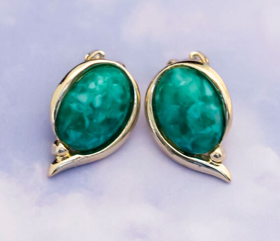 Vintage Green stone Clip On Earrings - S11 - image 2