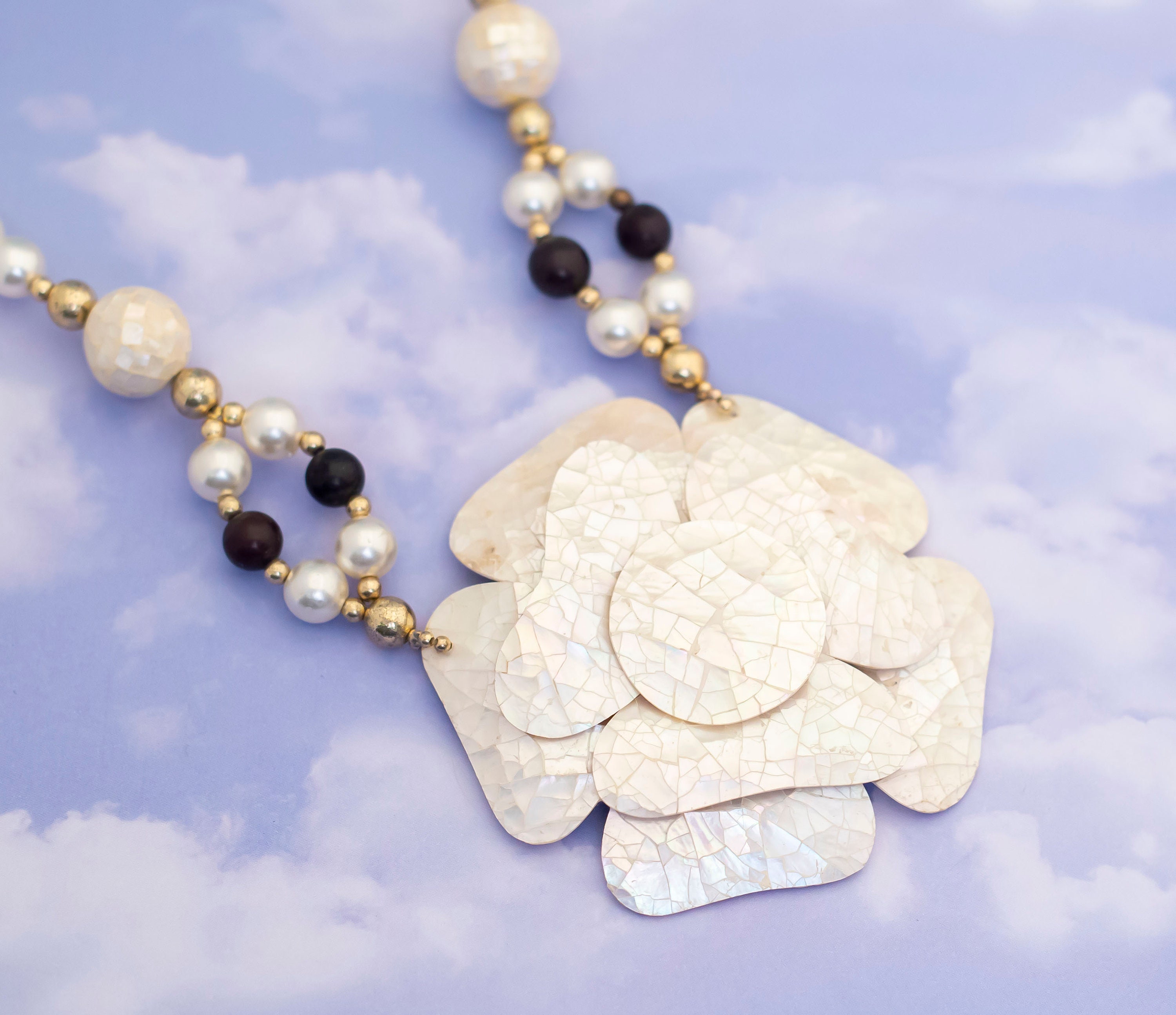 ネックレス・ペンダント roaju vintage flower pearl necklace 5BNY843 Vintage flower pearl necklace – Charlie's Jewels
