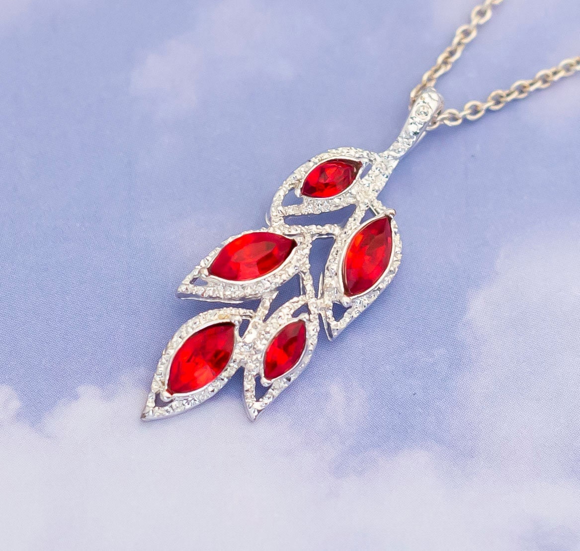 Vintage Victorian Red Gemstone Silver Tone Pendant Necklace by Avon 18 Inches - S6