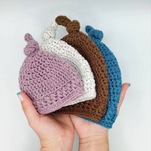 Baby Top Knot Hat Crochet Pattern | Preemie | Newborn | 3 Months | 6 Months Beanie