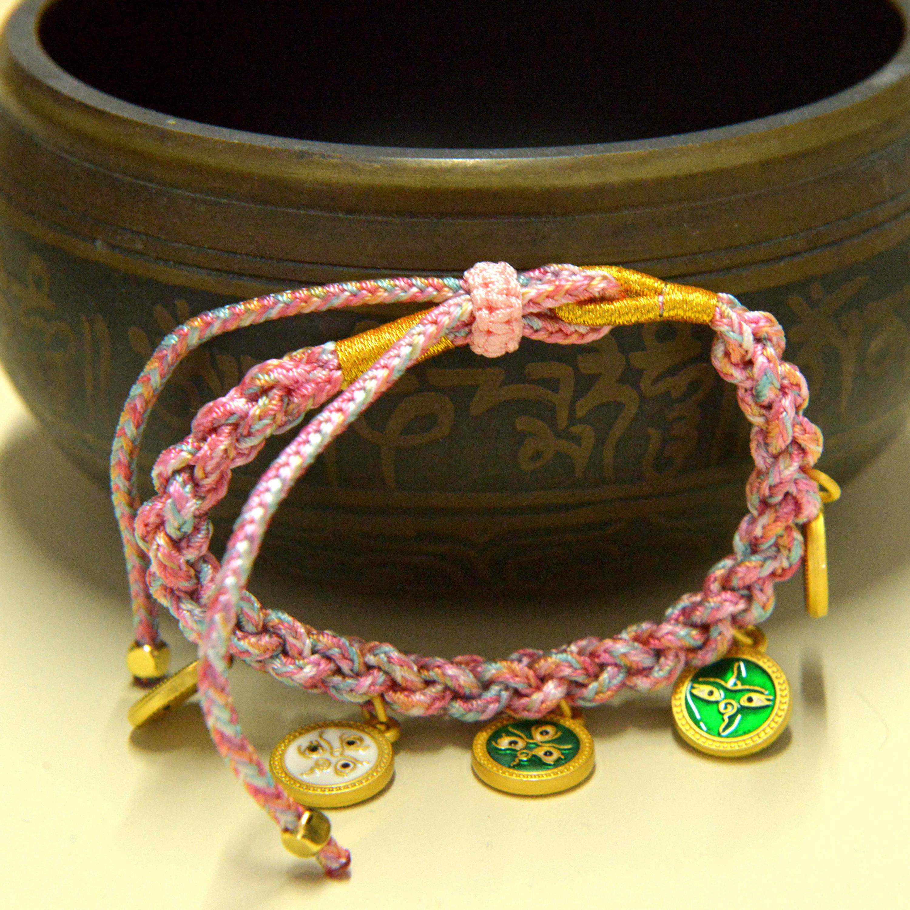 Pulsera Tejida A Mano Estilo Tibetano - Con Tara Verde Y Símbolos De Riqueza, Algodón, Ajustable, Para Uso Diario