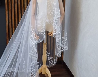 Wedding  veil, floral veil, long flowered veil, cathedral veil, flower lace veil, bohemian wedding veil, floral lace veil