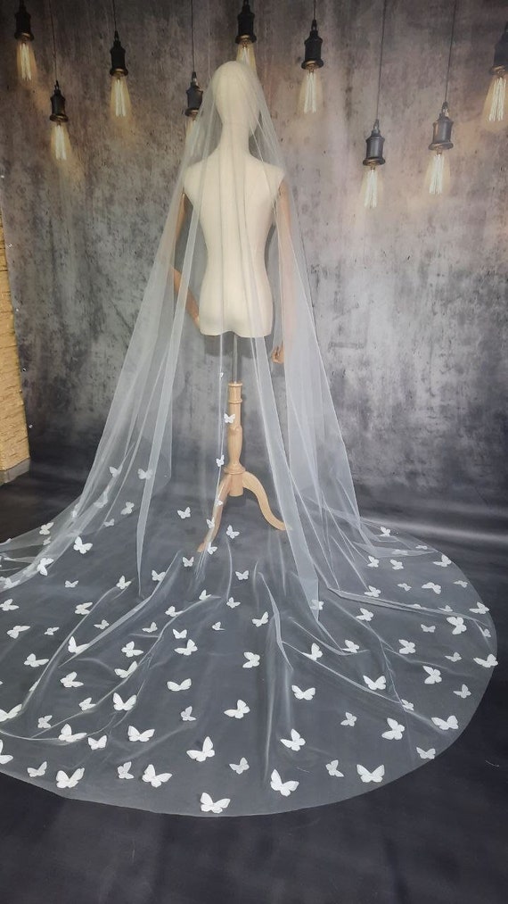 Butterfly Veil, Pearl and Butterfly Lace Veil with Intricate Train for a Fairy-Tale Wedding