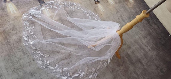 Romantic One Tier Wedding Veil with Delicate Embroidered Leaves