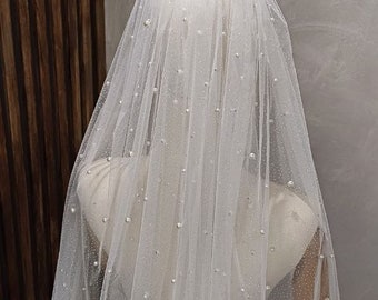 Wedding glitter veil, pearl veil, decorated with pearls of three types from the comb to the tip finger to the end of the train just glitter