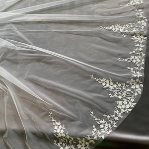 Bridal veil,floral wedding veil, veil embroidery waltz length will make the image of the bride unforgettable